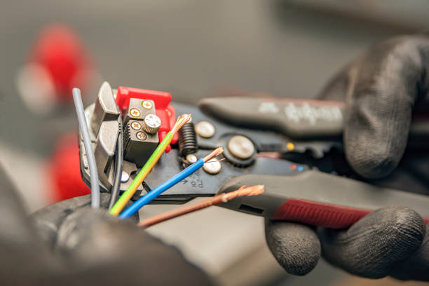 Best Commercial Electrician Services  in Benwood, WV